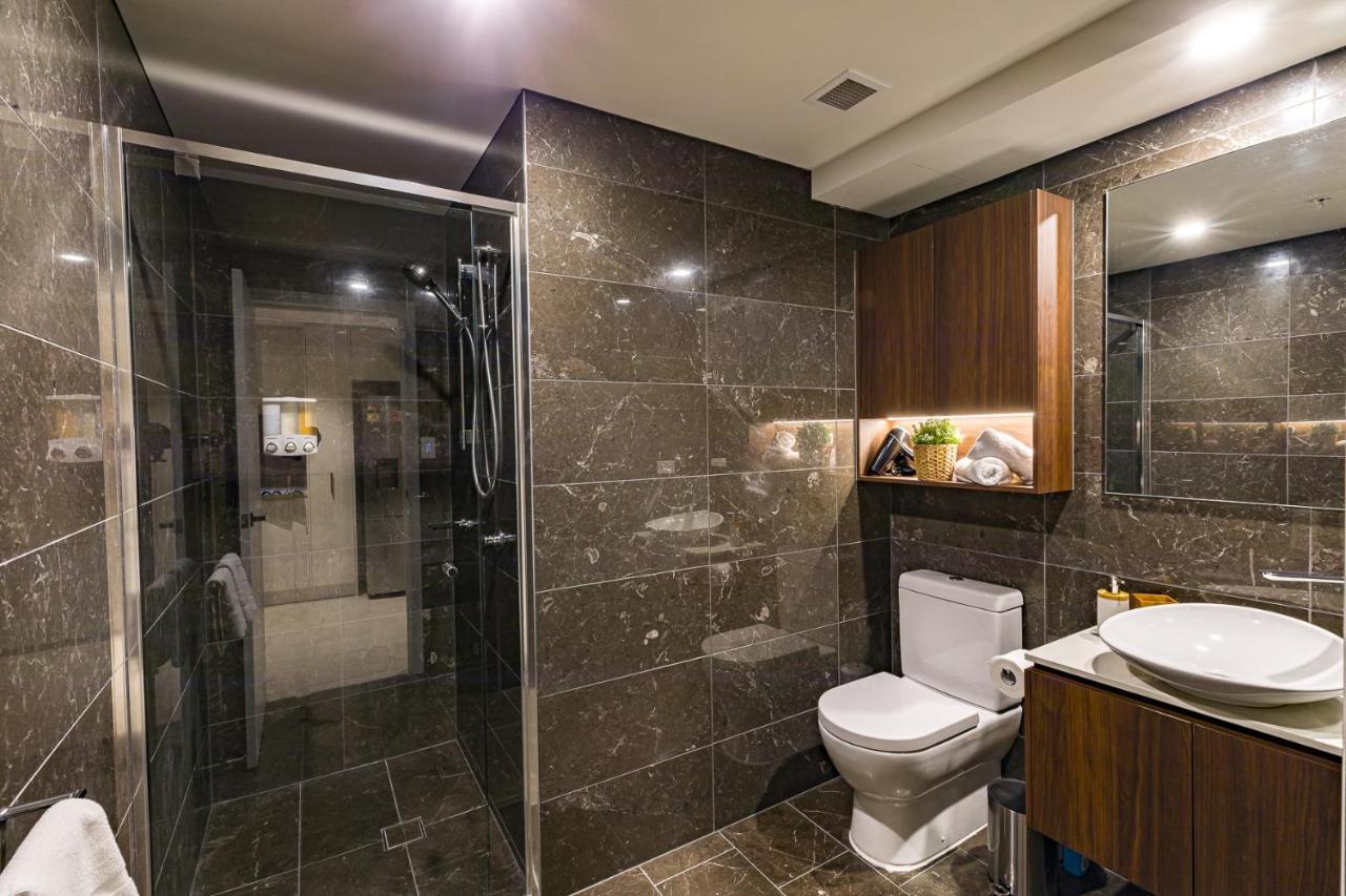 Hamptons Retreat On Level 77 Skytower Apartment Brisbane Exterior foto